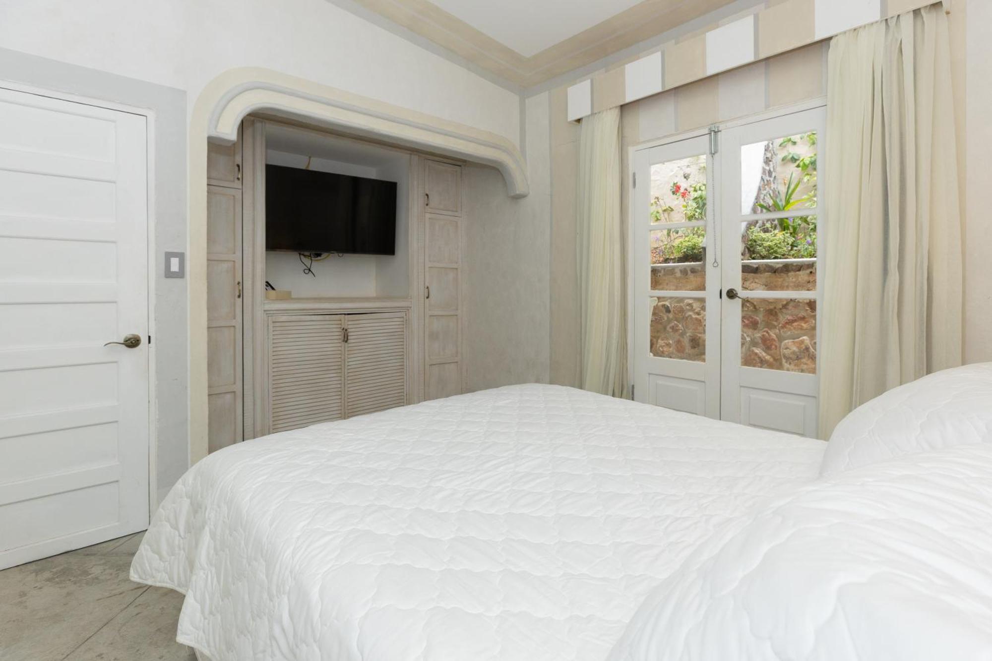 Villa Caprichosa Boutique Hotels Taboga Exterior photo