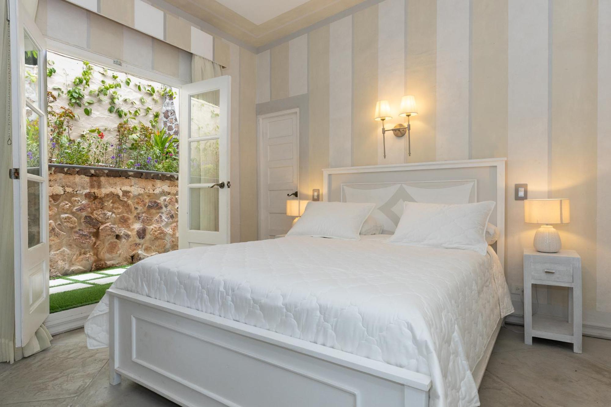 Villa Caprichosa Boutique Hotels Taboga Exterior photo