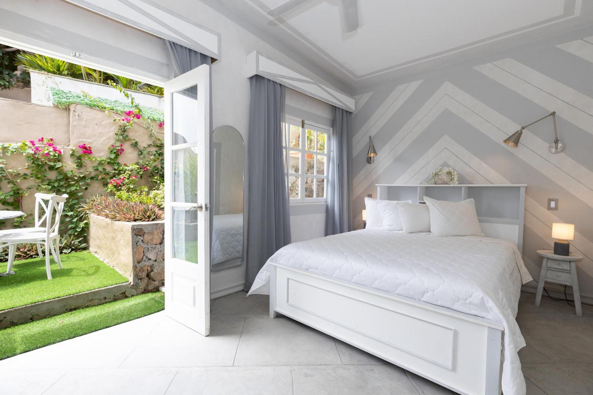 Villa Caprichosa Boutique Hotels Taboga Exterior photo